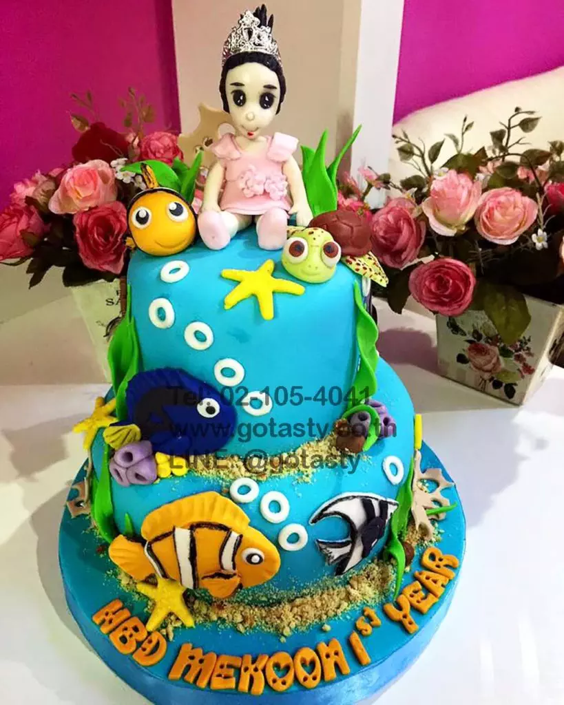 2 layers 3d girl and fish blue fondant birthday cake