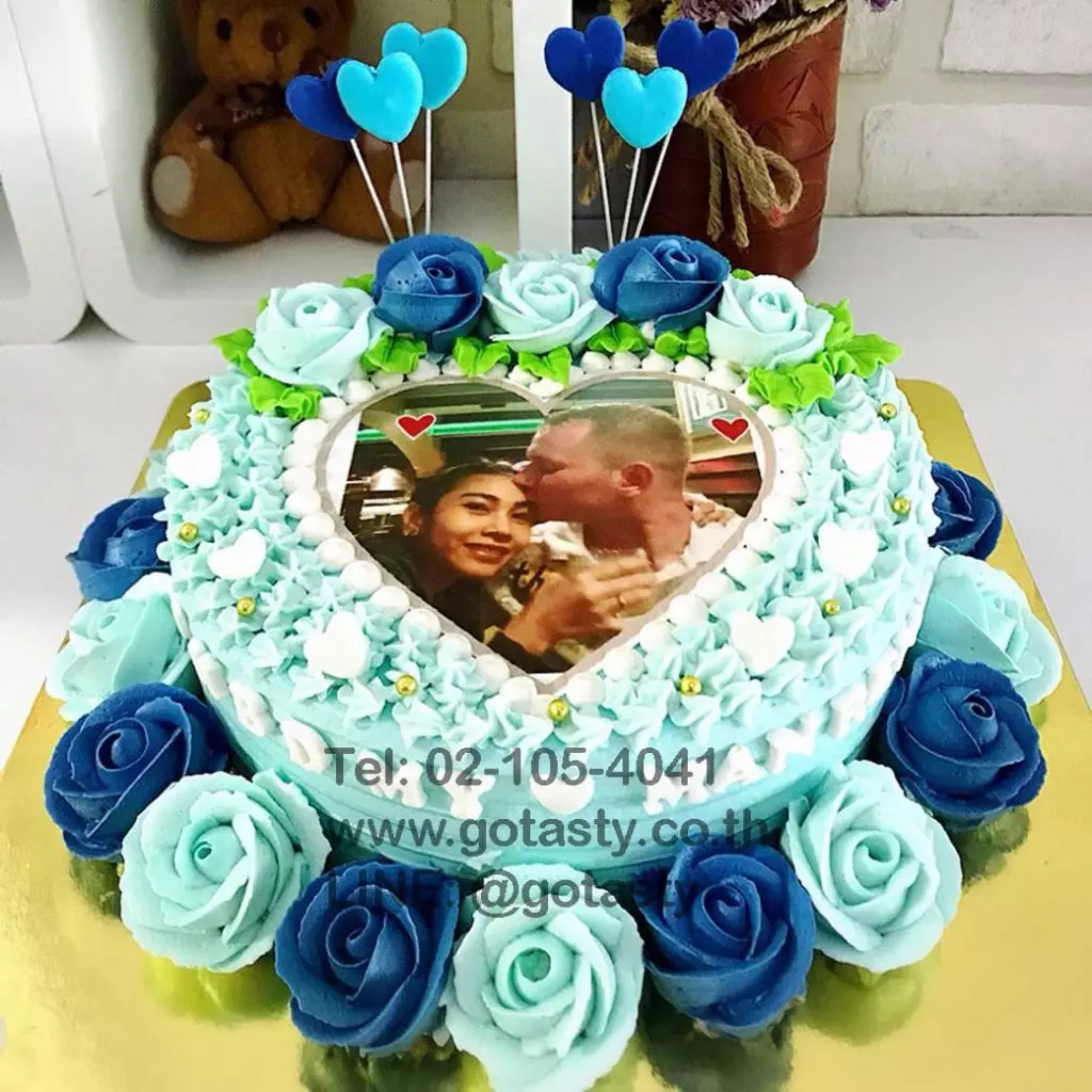 Blue rose photo cream cake