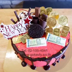 Money and gold New Year cake