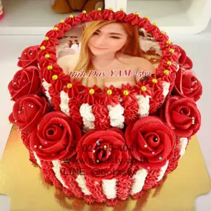 Red rose 2 layers with photo birthday cake