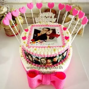 2 layers pink heart bow photo cream birthday cake couple