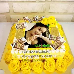 Yellow rose flower cream birthday cake